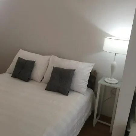 Amelia Apartamento