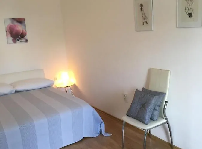 Amelia ヴォディツェ